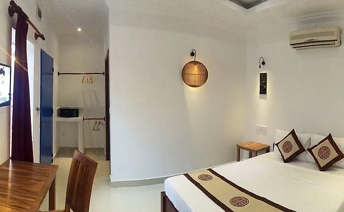 The Cashew Nut Siem Reap